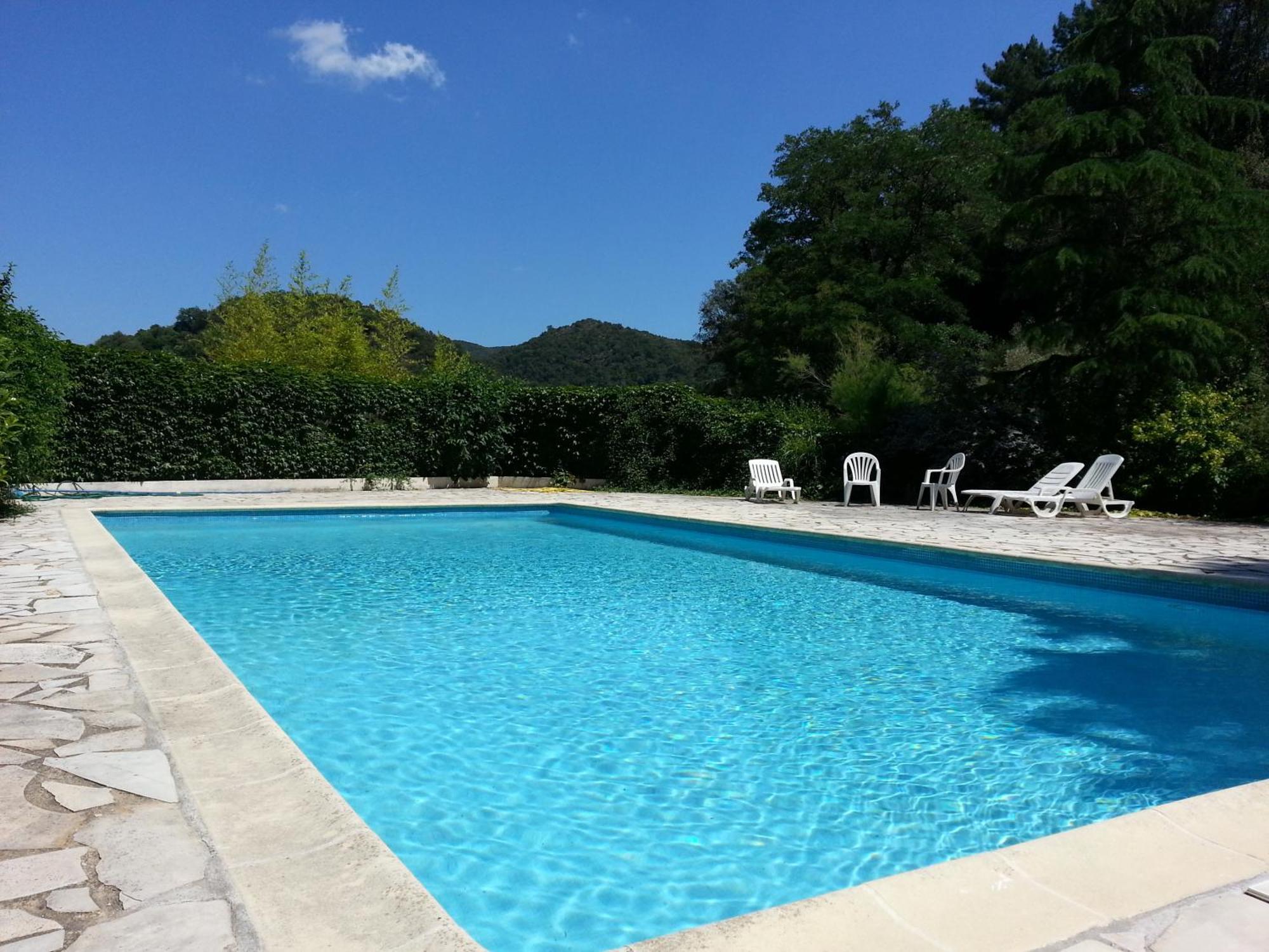 Apart'Hotel Les 4 Sources Corbés Esterno foto