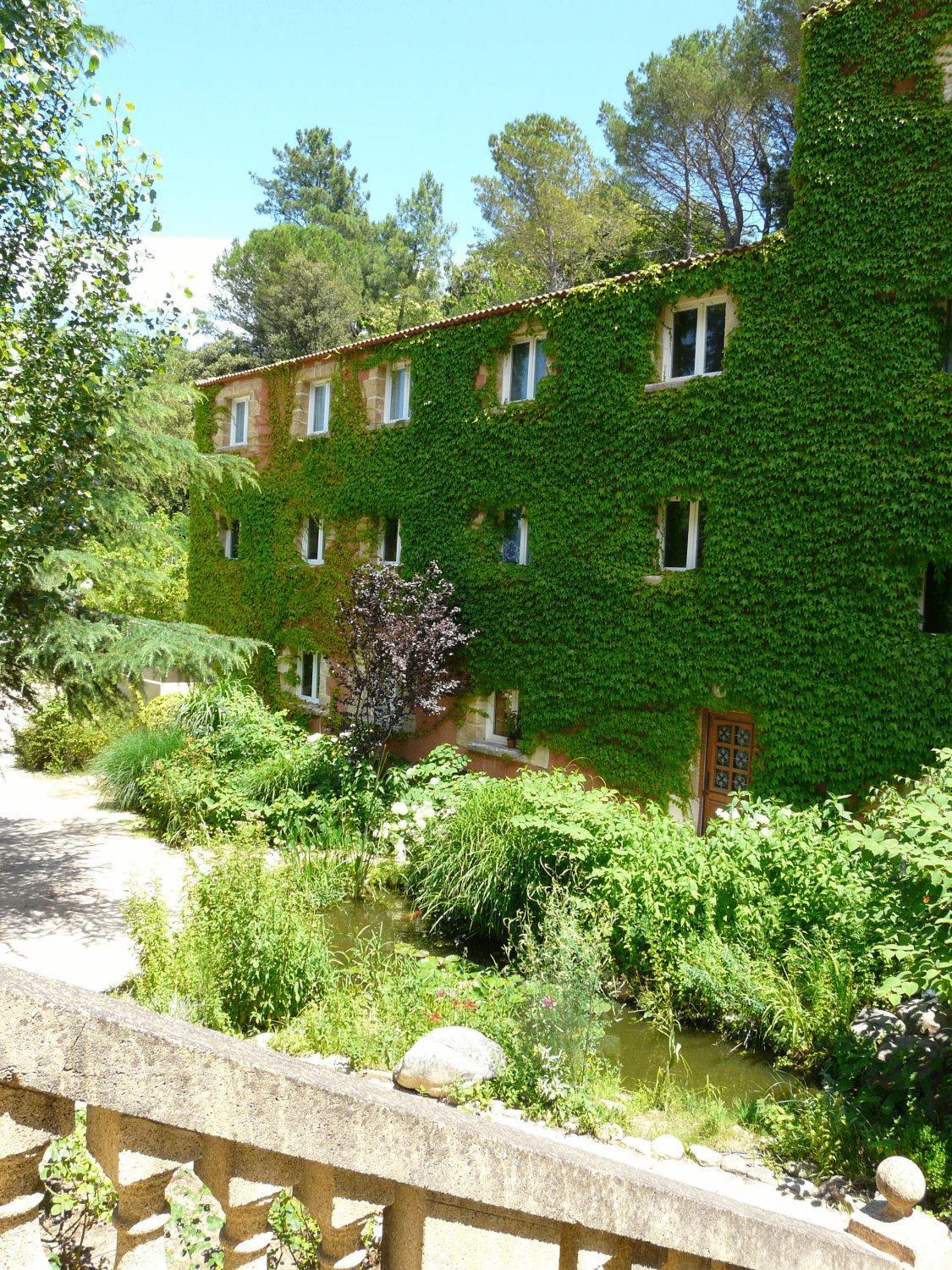 Apart'Hotel Les 4 Sources Corbés Esterno foto