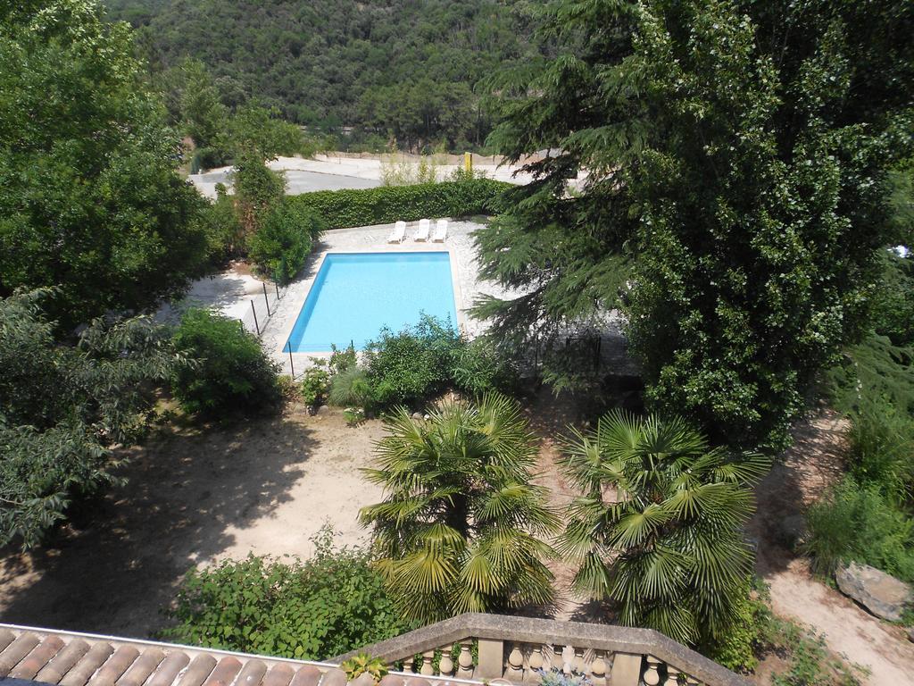 Apart'Hotel Les 4 Sources Corbés Esterno foto